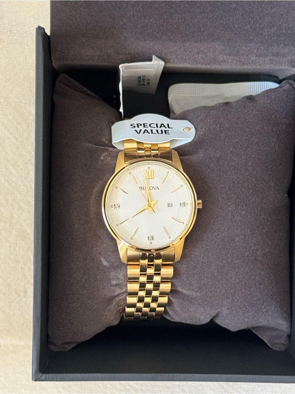 Bulova his & her watches - Picture 7 of 9